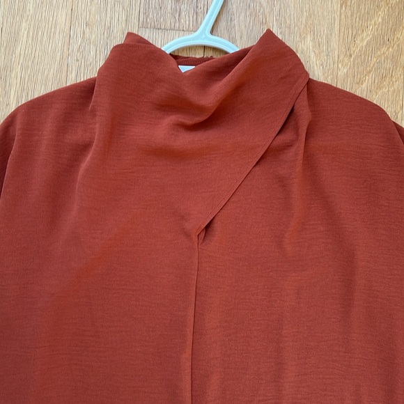 Zara size medium shirt - Picture 2 of 4